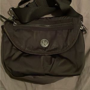 Lululemon Cross Bag